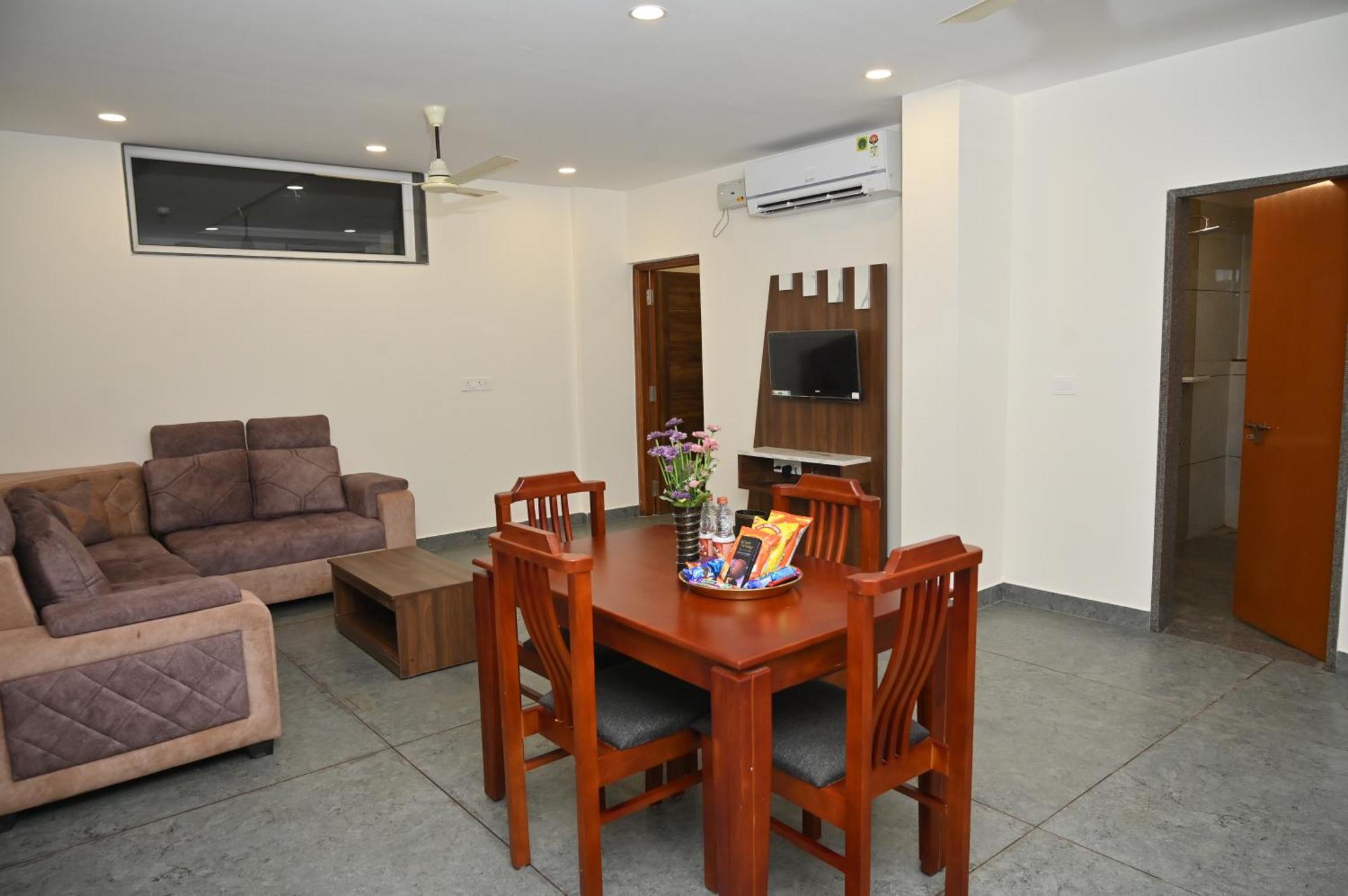 Hotel Shri Devi Comforts Inn Bhatkal Exterior foto